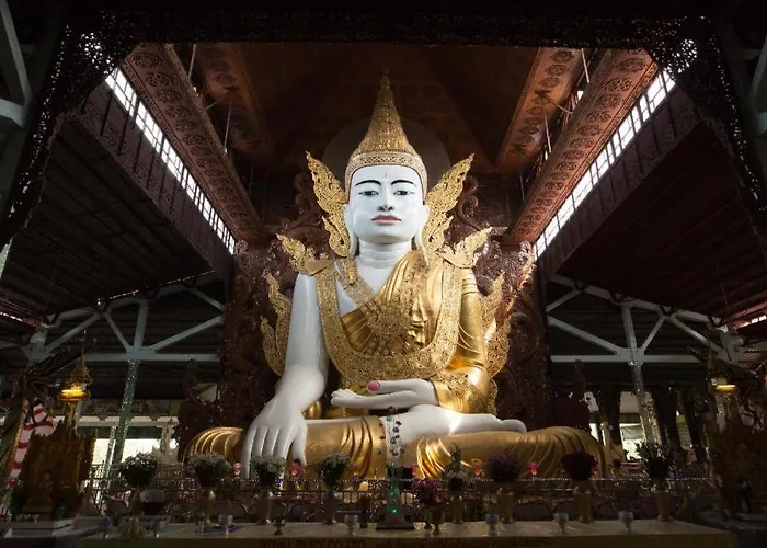 Sedona Hotel Inya Wing Yangon