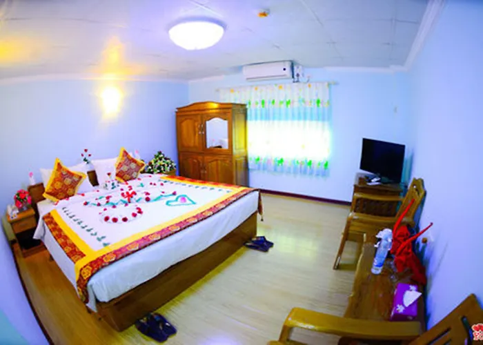 Vega Star Hotel Yangon