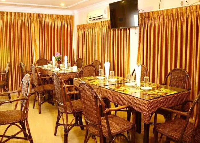 Real Link Hotel Yangon Avec Terrain de Golf