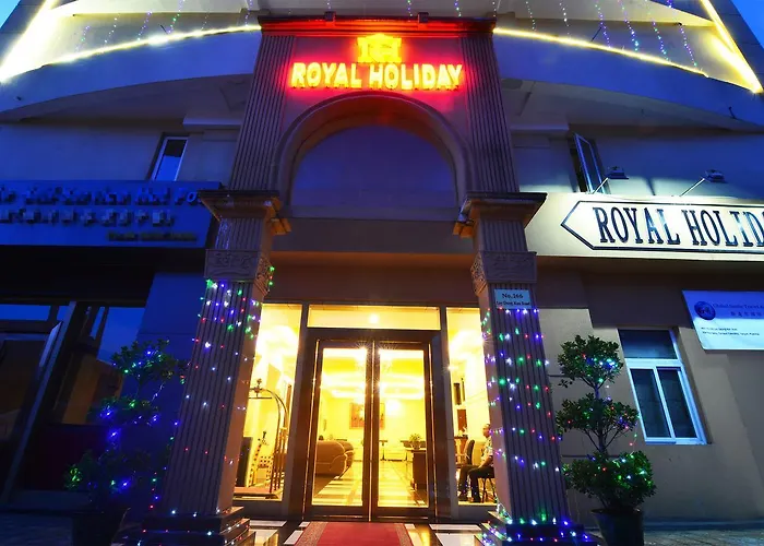 Boutique Royal Holiday Hotel Yangon